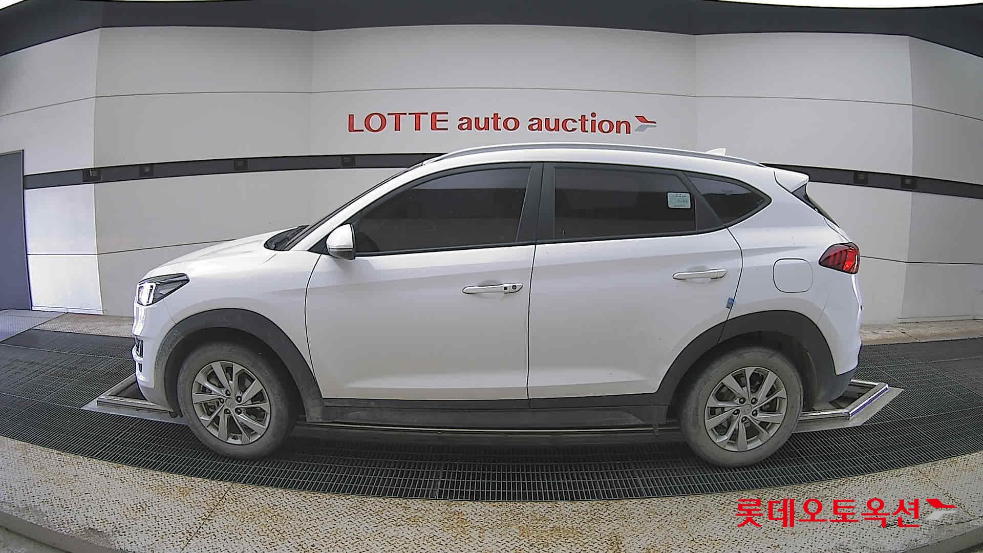 Hyundai Tucson - 13