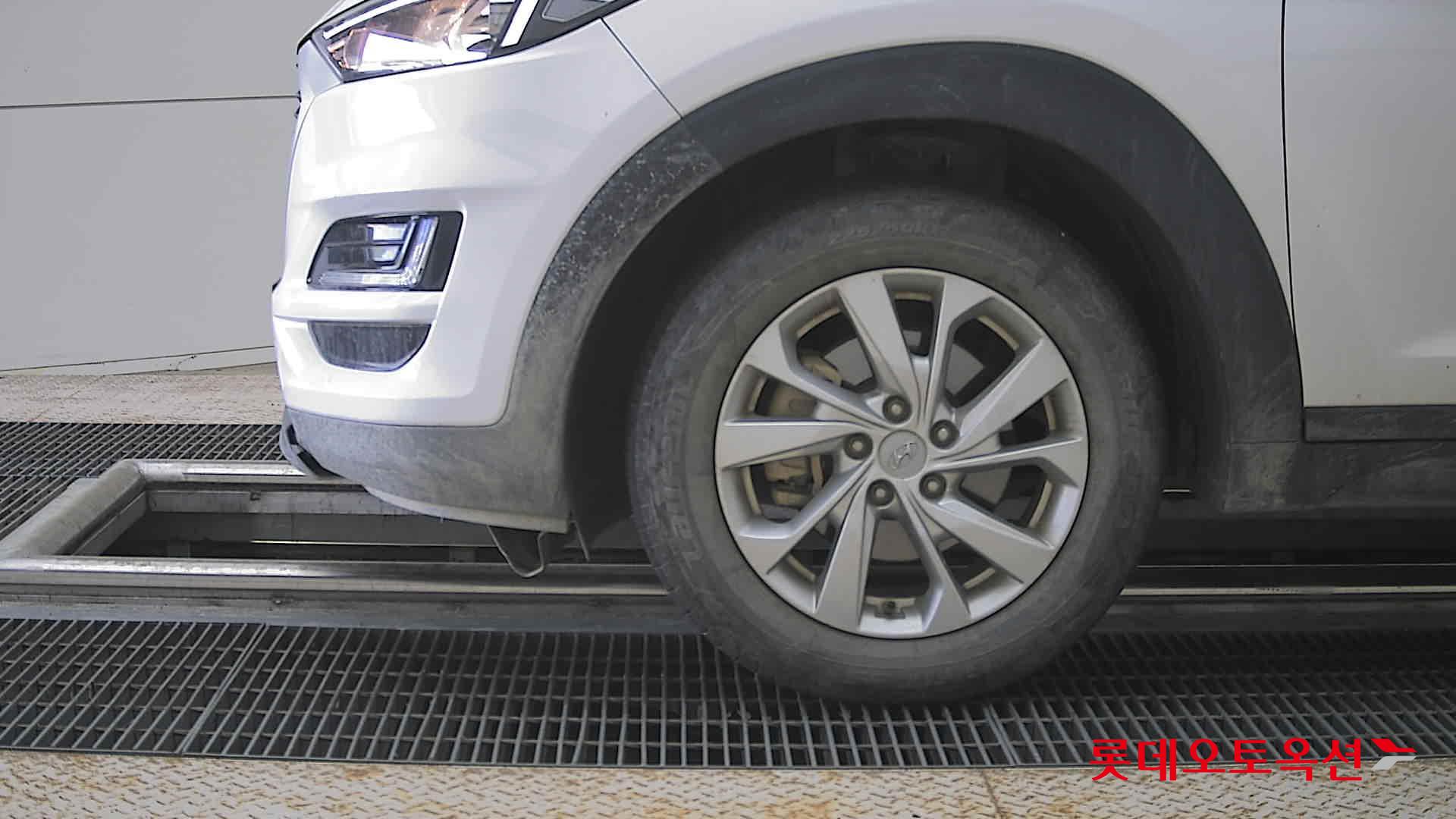 Hyundai Tucson - 25