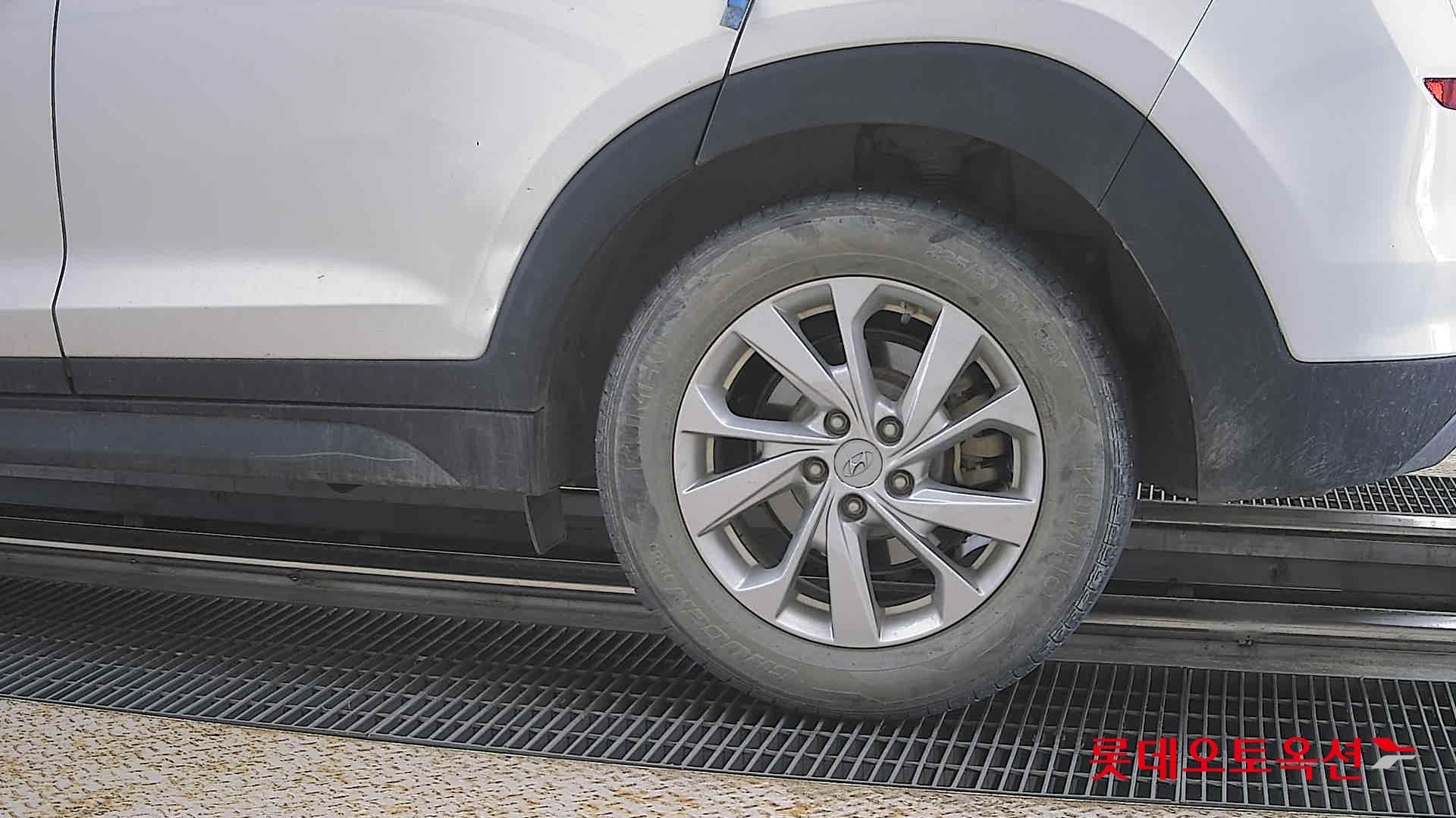 Hyundai Tucson - 26