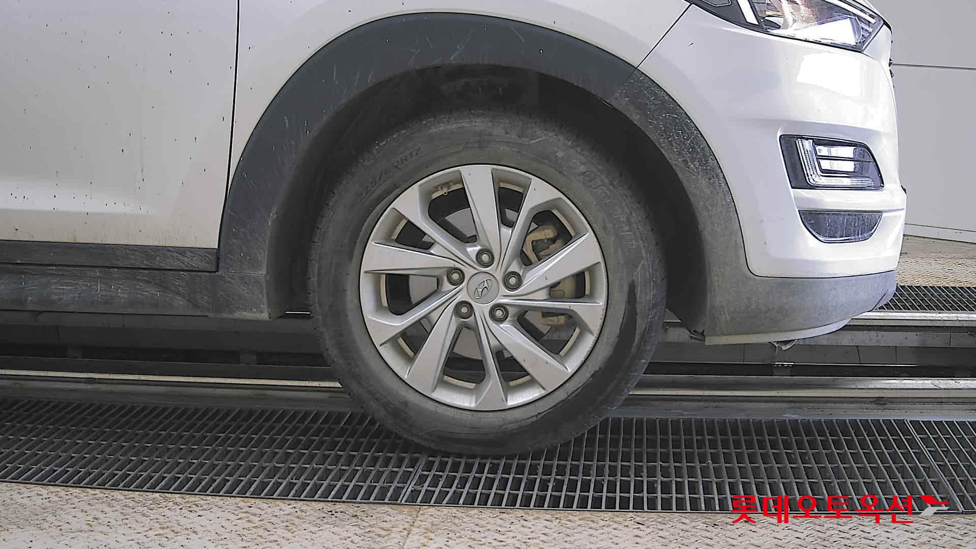 Hyundai Tucson - 27