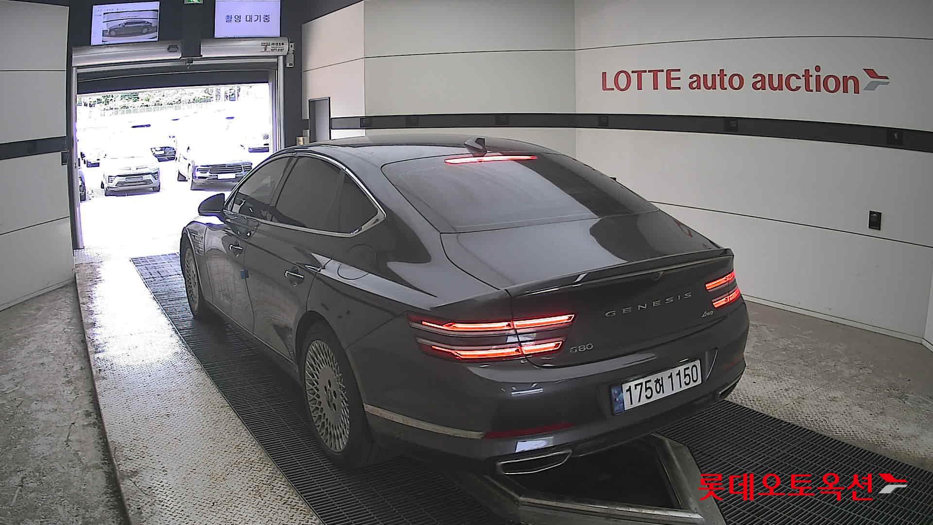 Genesis G80 - 16