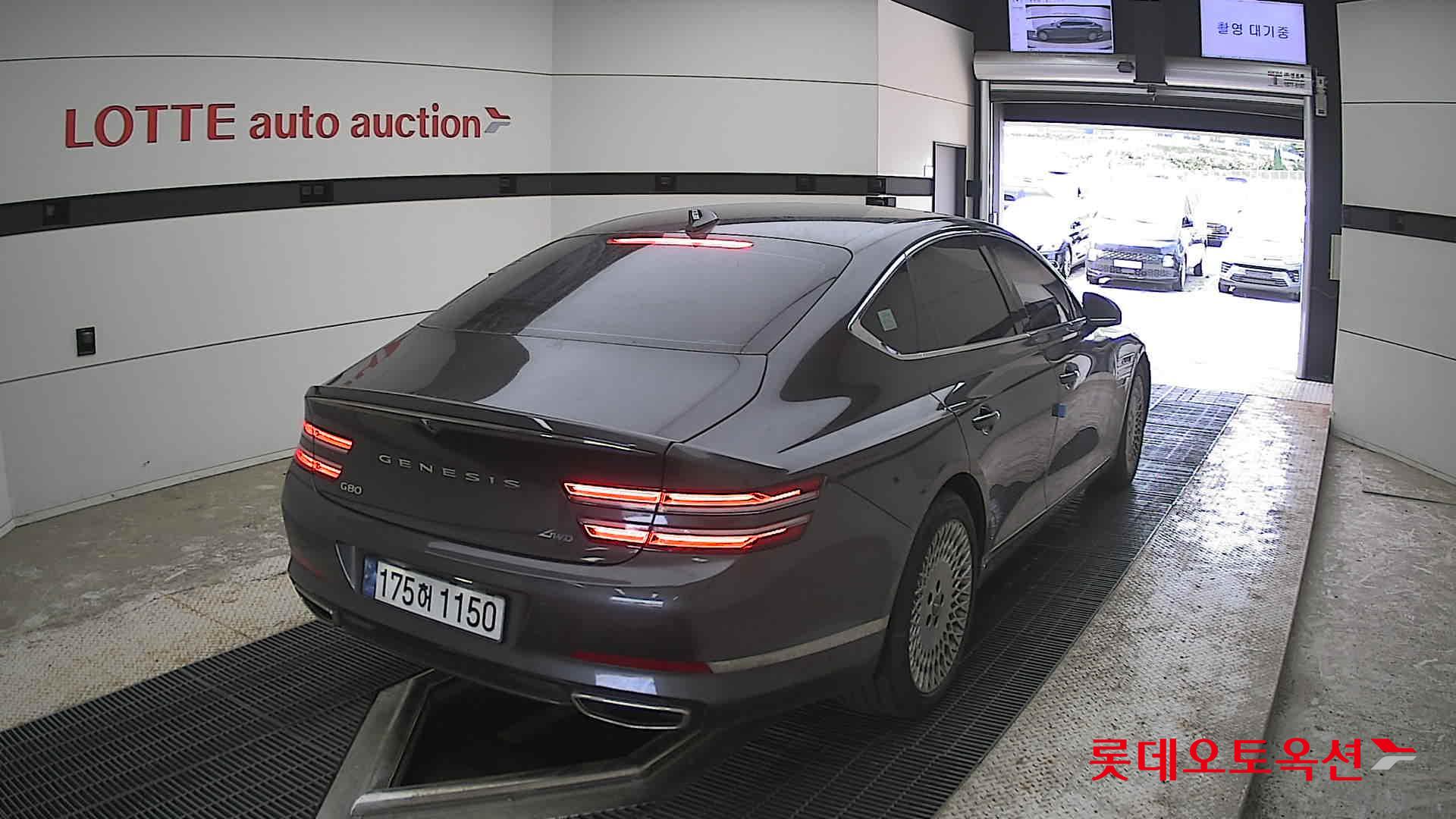 Genesis G80 - 18