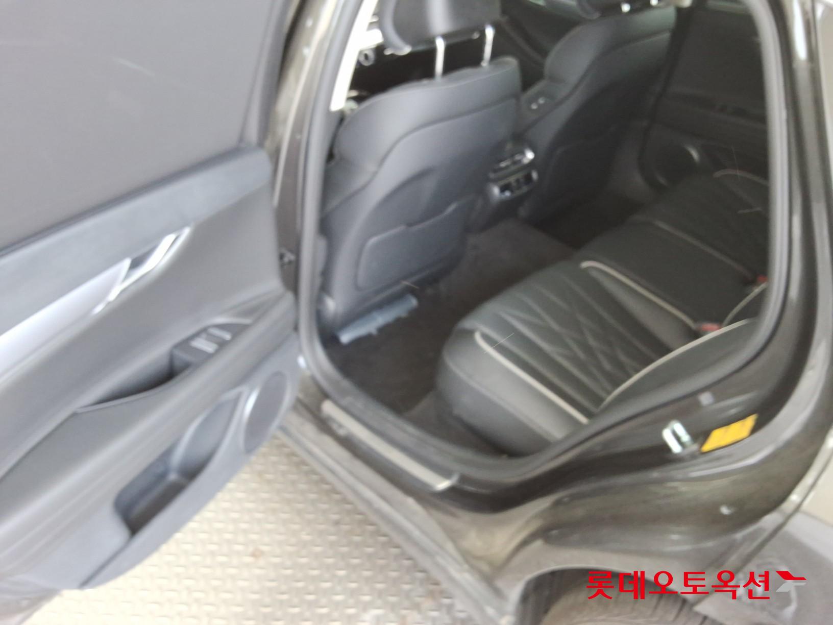 Genesis G80 - 37