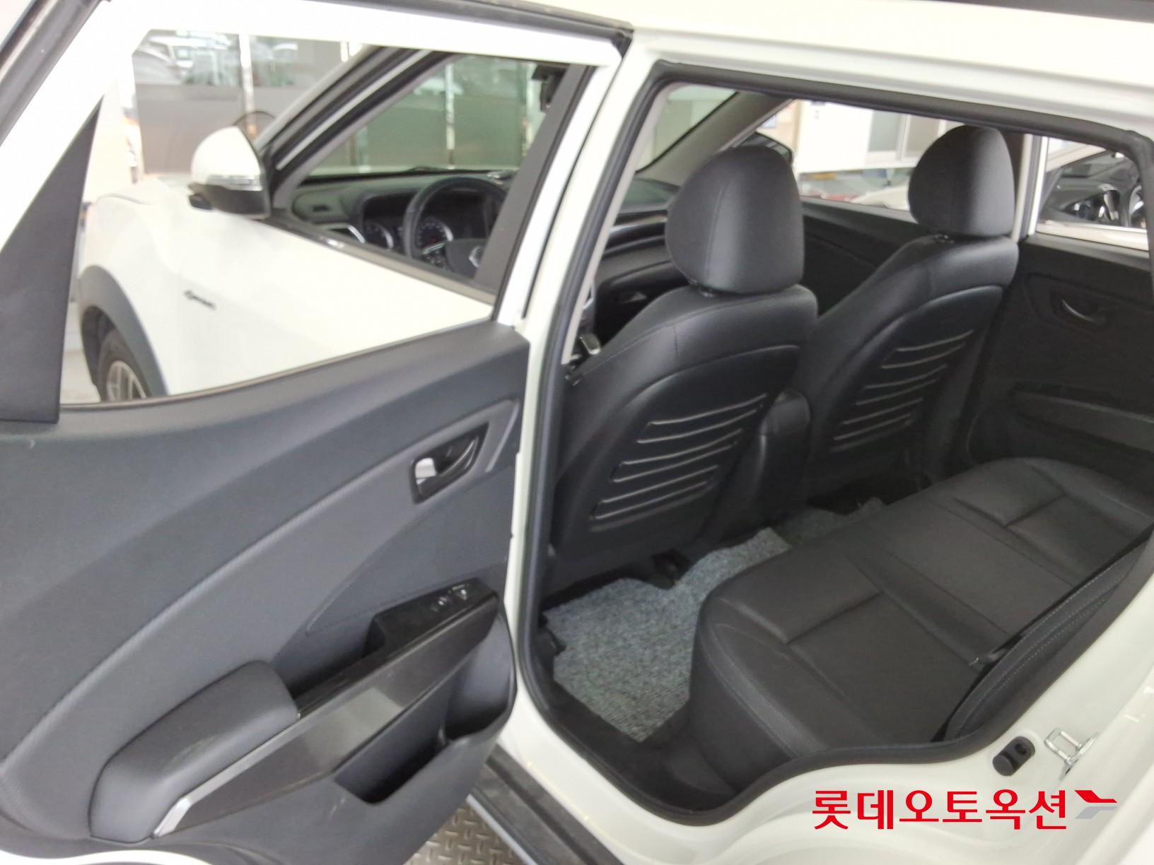 2024 - ssangyong tivoli