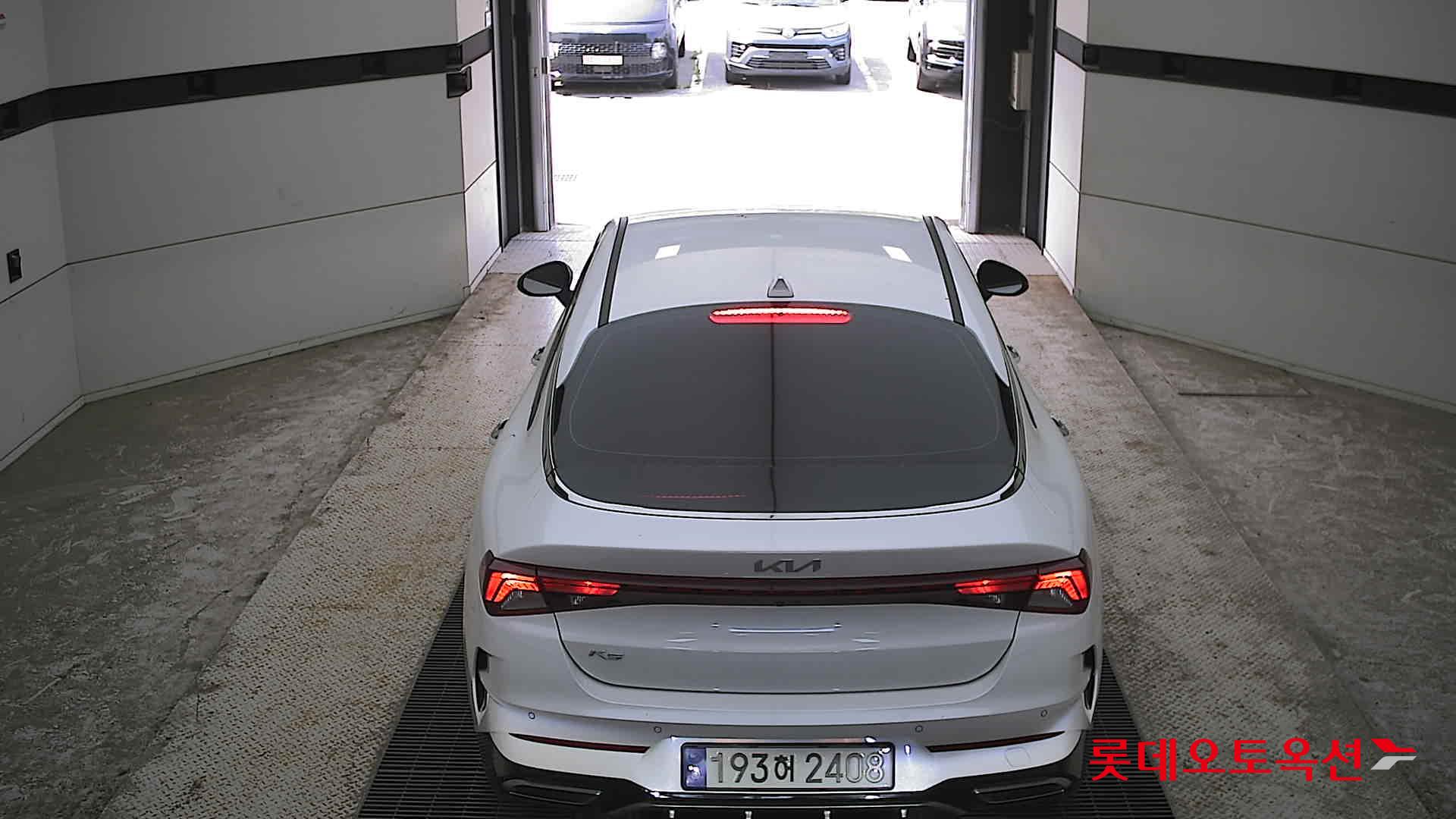 Kia K5 - 17