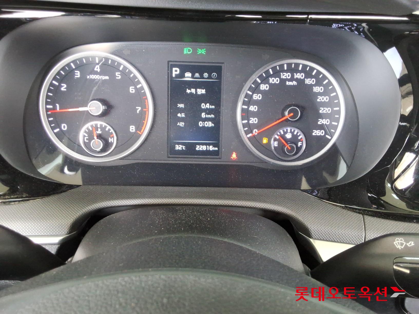 Kia K5 - 31