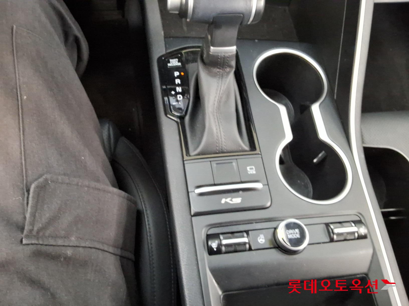 Kia K5 - 34