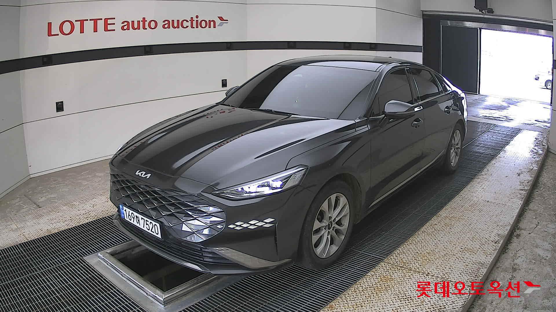 Kia K8 - 3