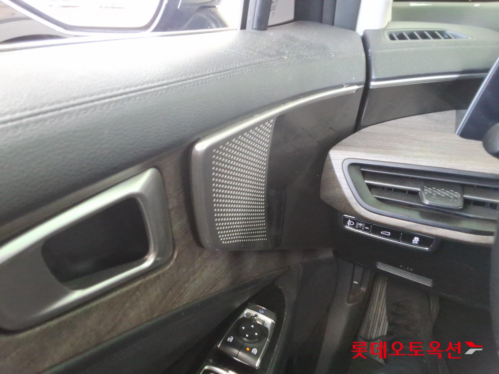 Kia K8 - 29