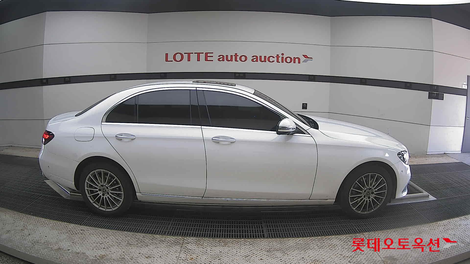 2021 - mercedes-benz e220