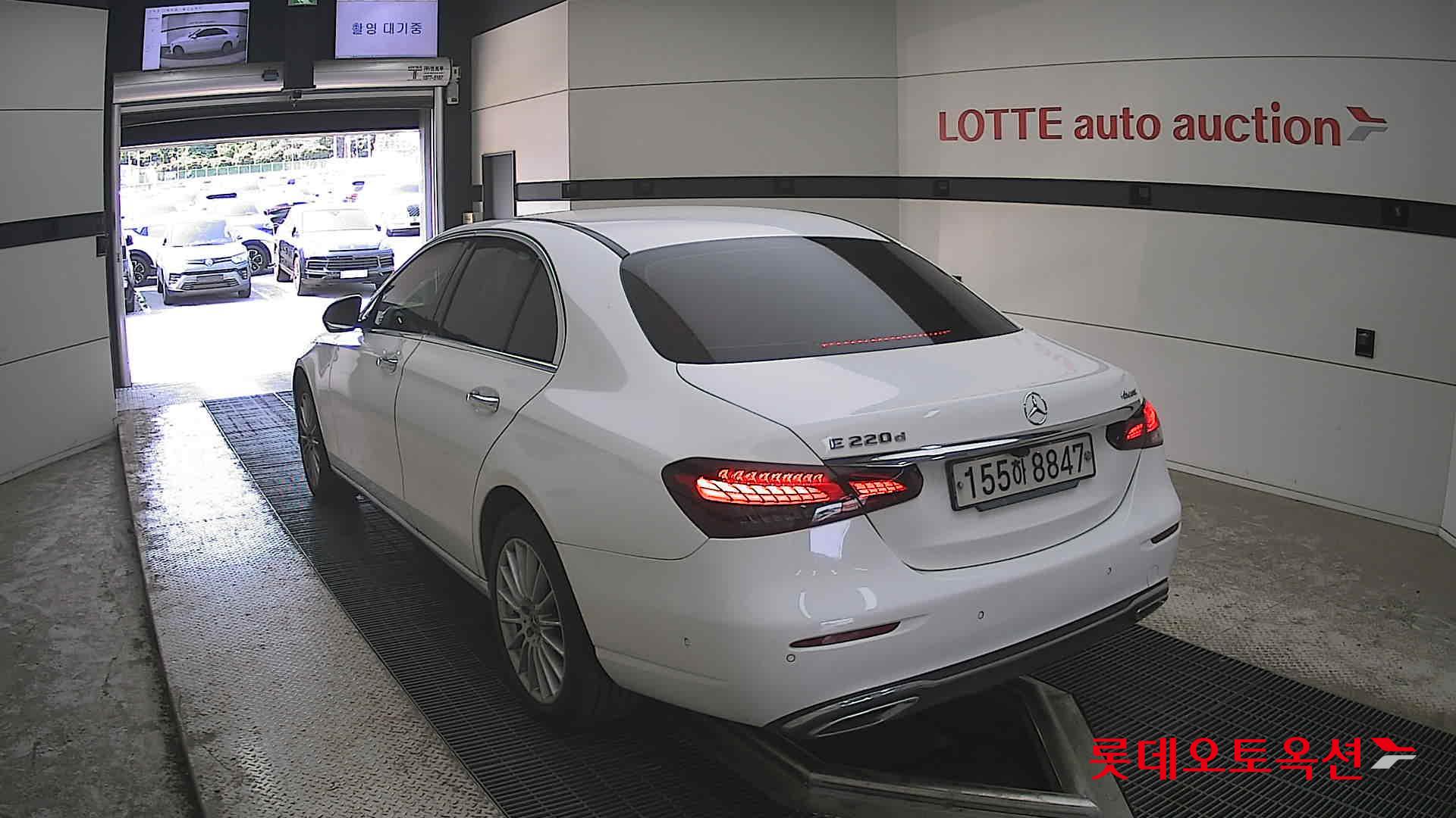2021 - mercedes-benz e220
