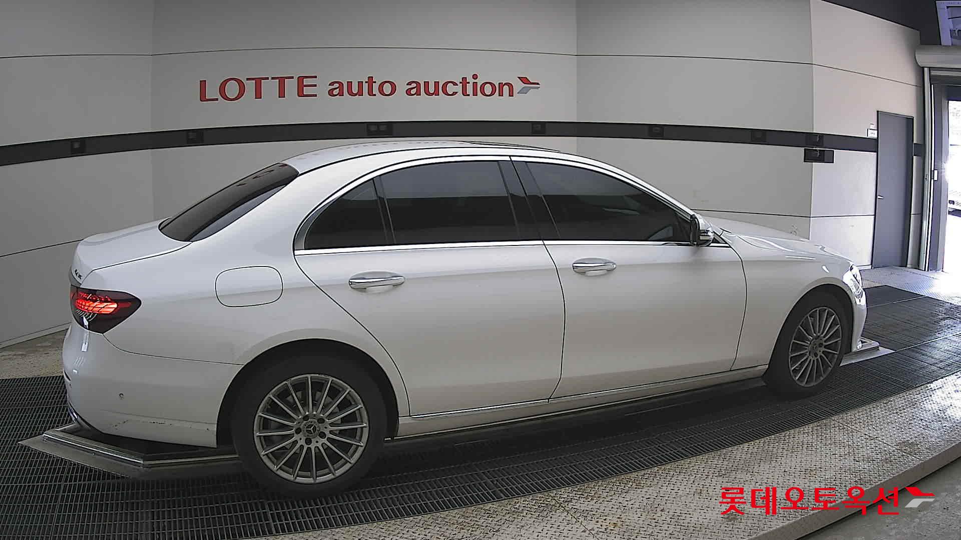2021 - mercedes-benz e220