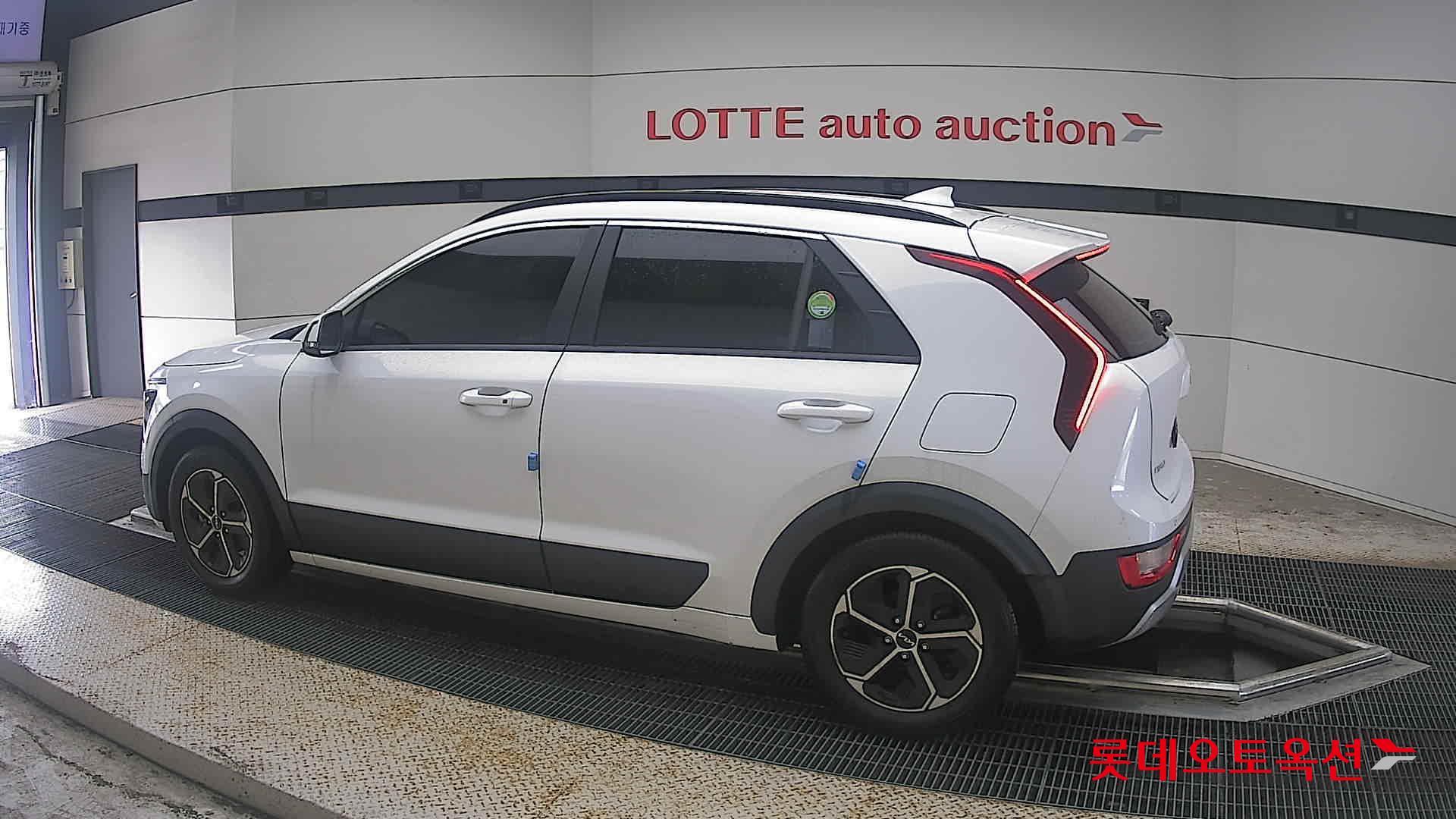 2022 - kia niro