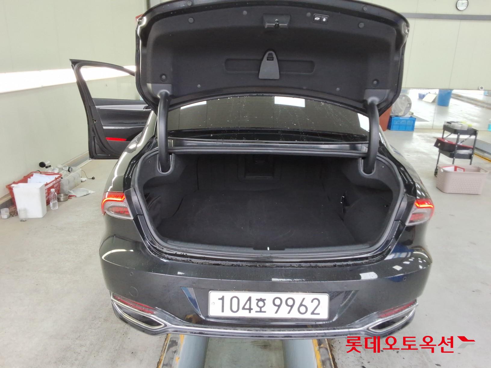Hyundai Grandeur - 9