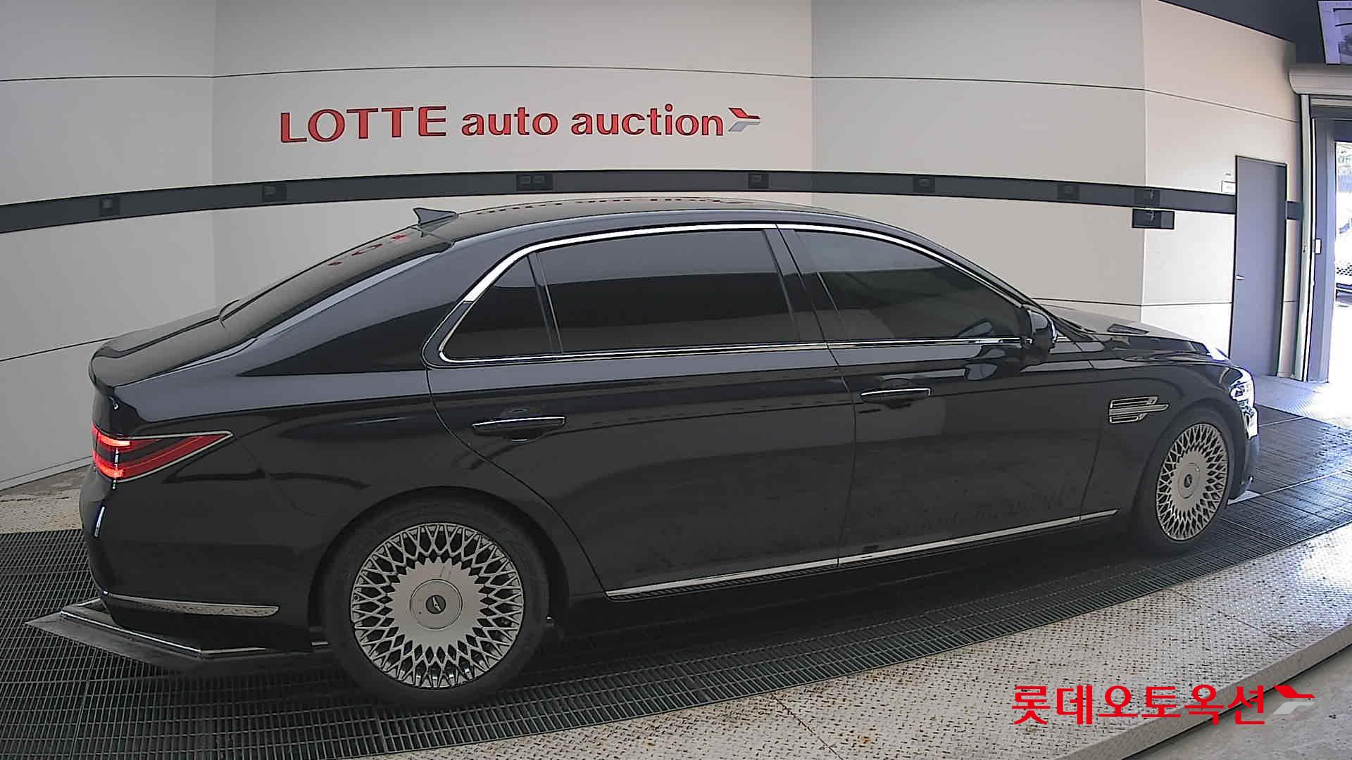 2020 - genesis g90