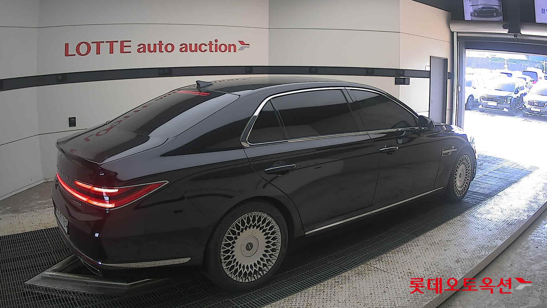 2020 - genesis g90
