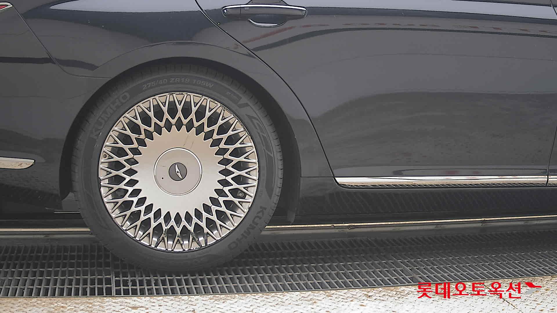 2020 - genesis g90
