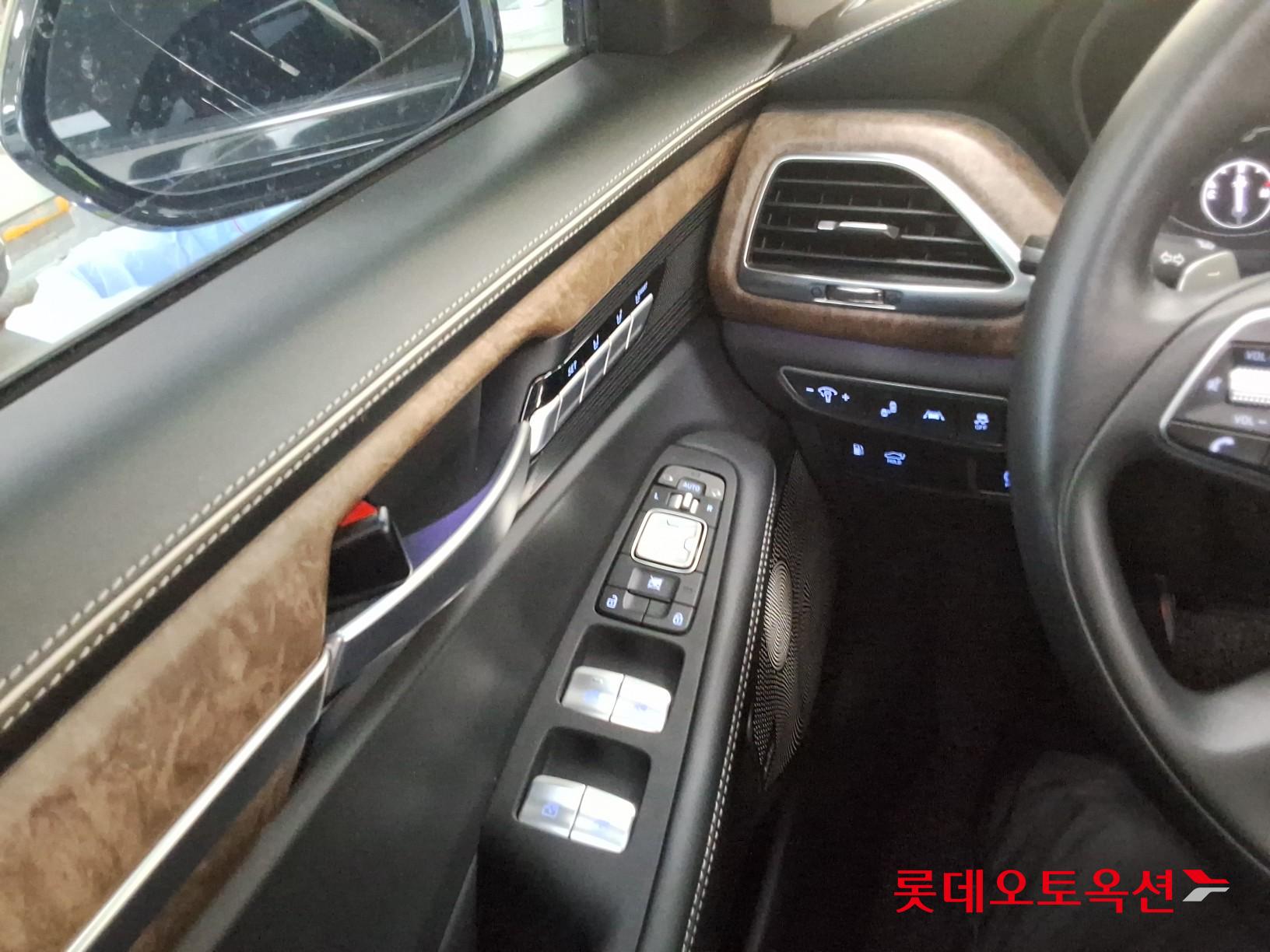 2020 - genesis g90
