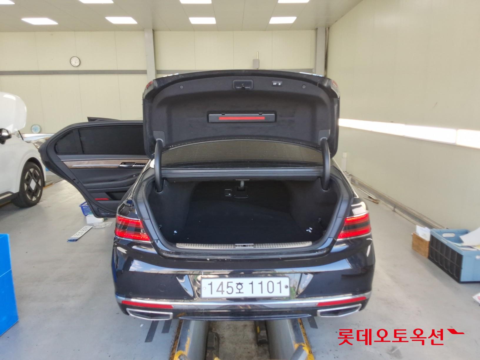 2020 - genesis g90