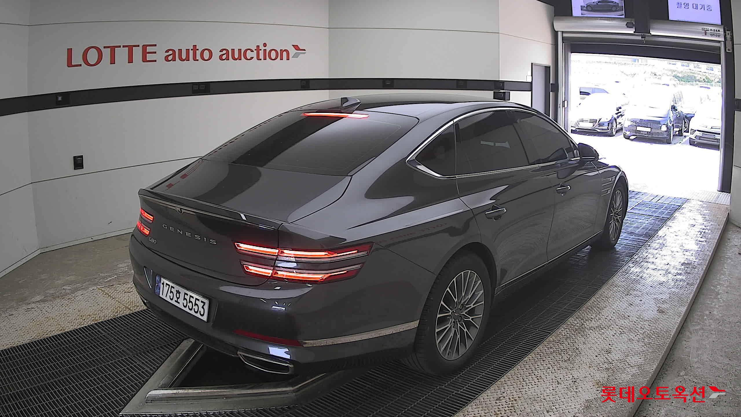 Genesis G80 - 5