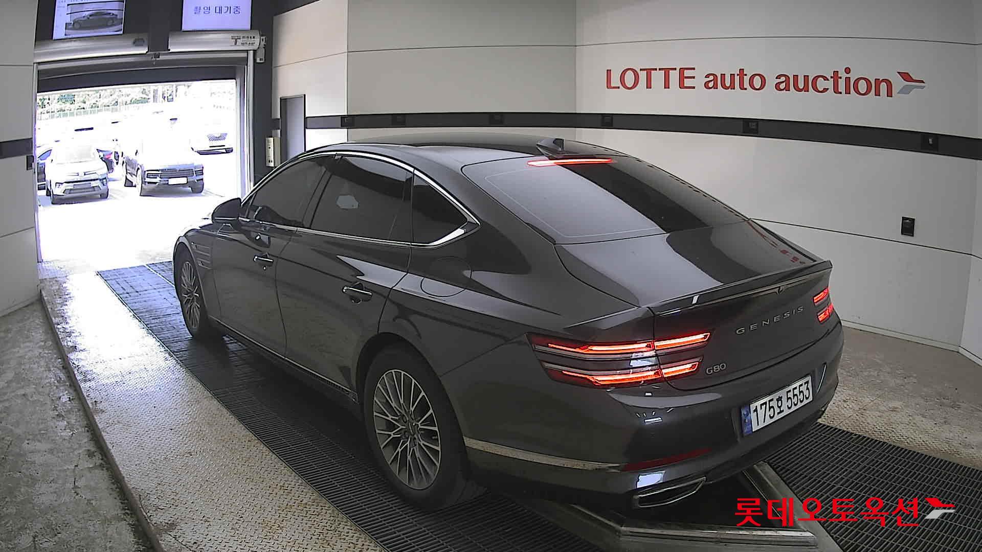 Genesis G80 - 4