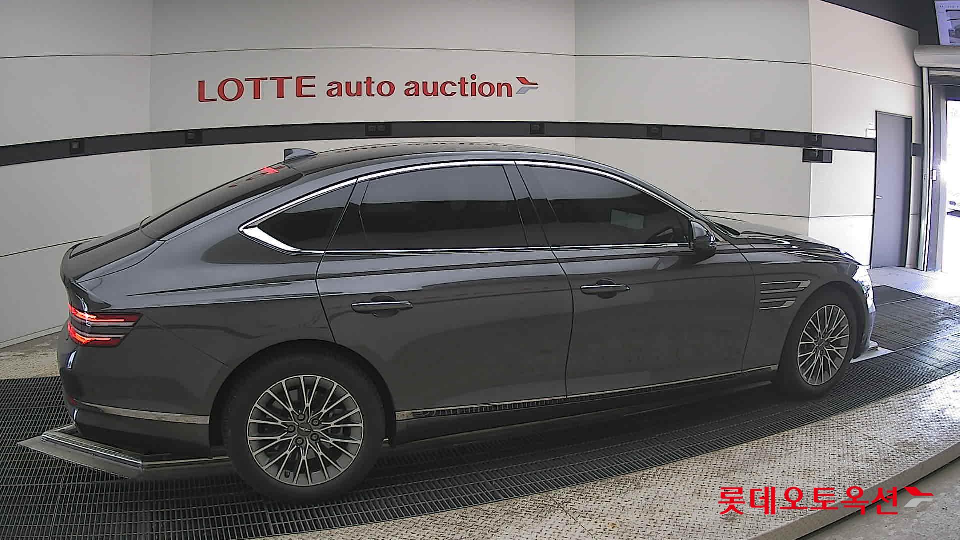 Genesis G80 - 20