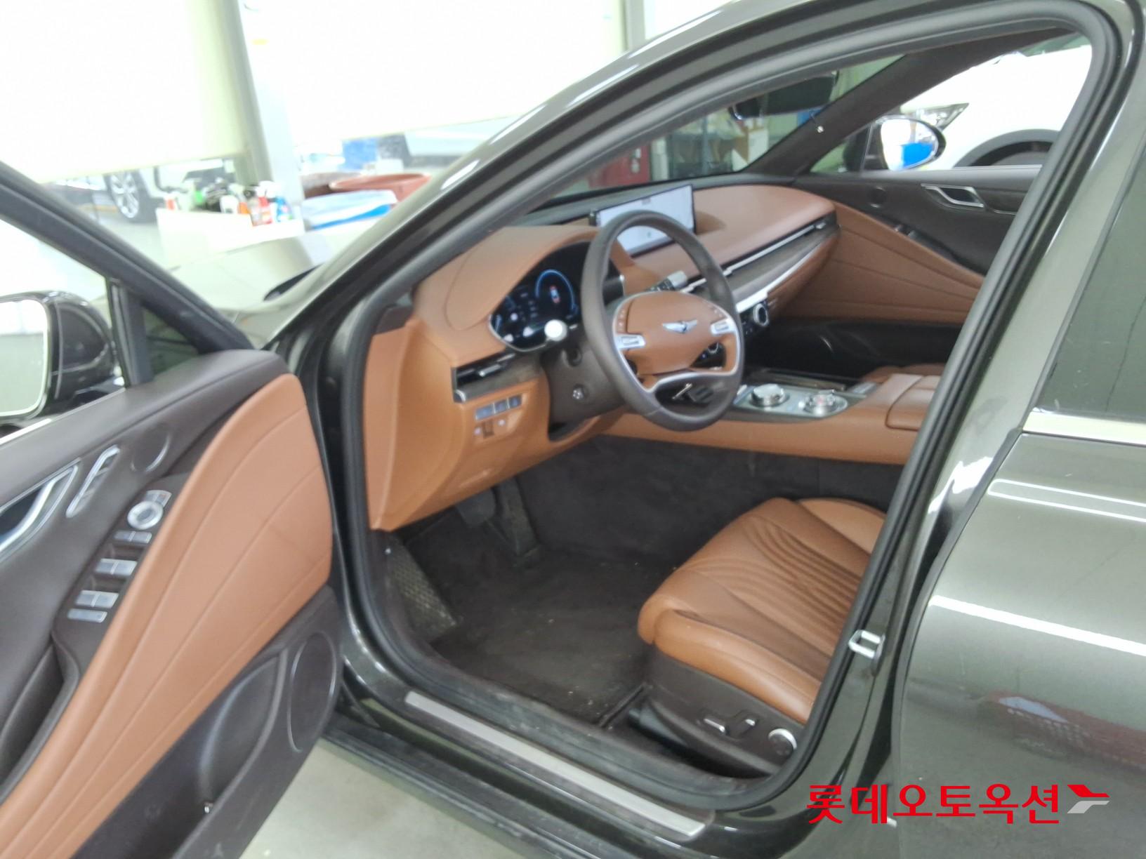 Genesis G80 - 35