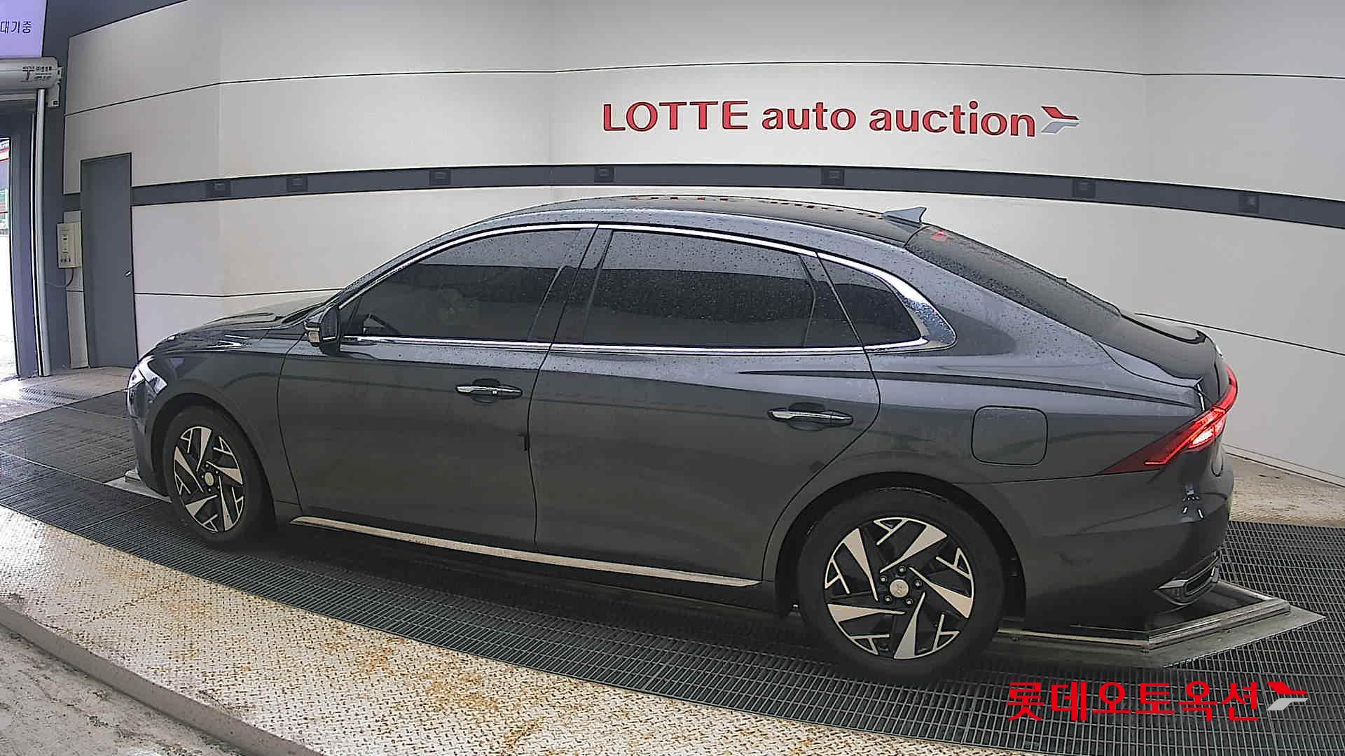2020 - hyundai grandeur