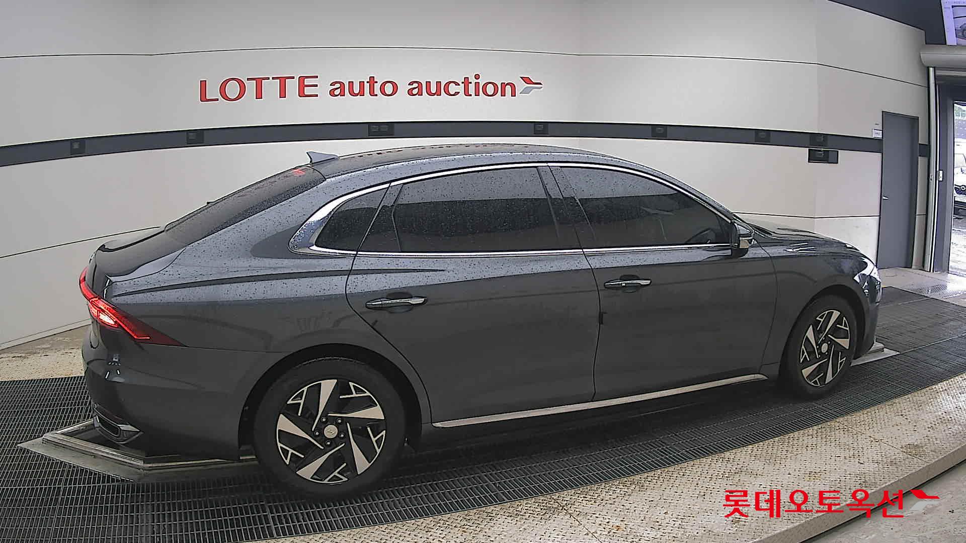 2020 - hyundai grandeur