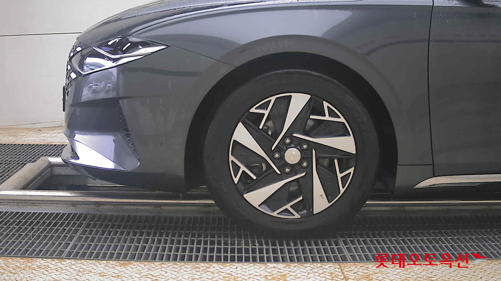2020 - hyundai grandeur