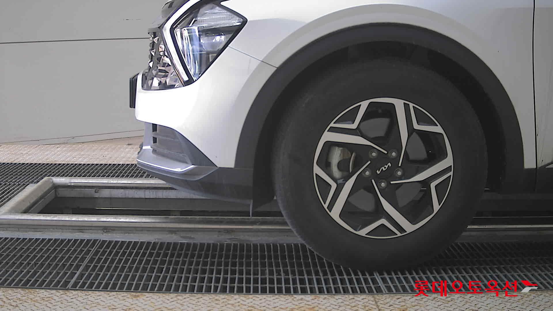 Kia Sportage - 25