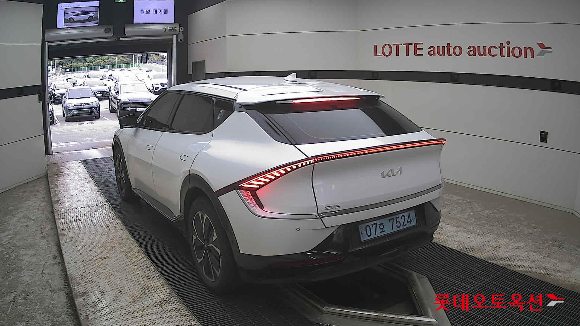Kia EV6 - 16