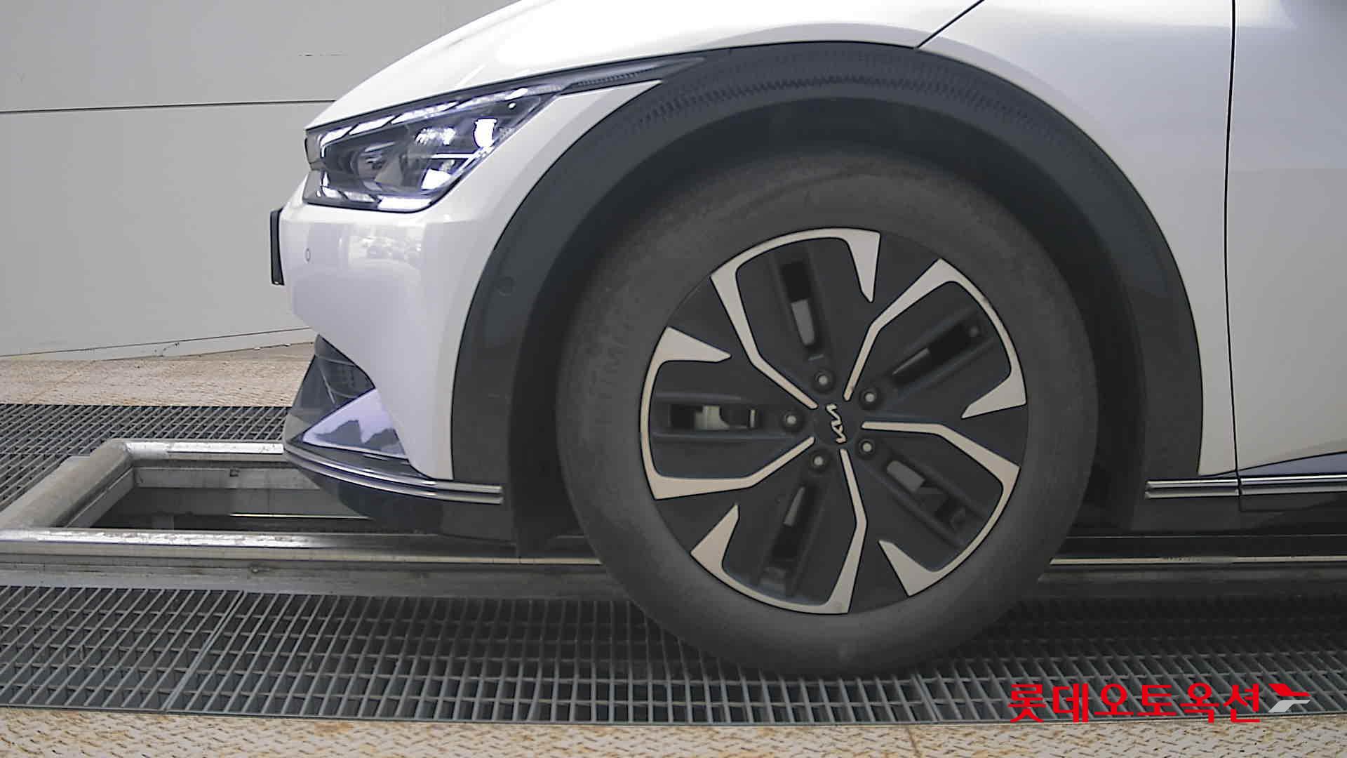 Kia EV6 - 25