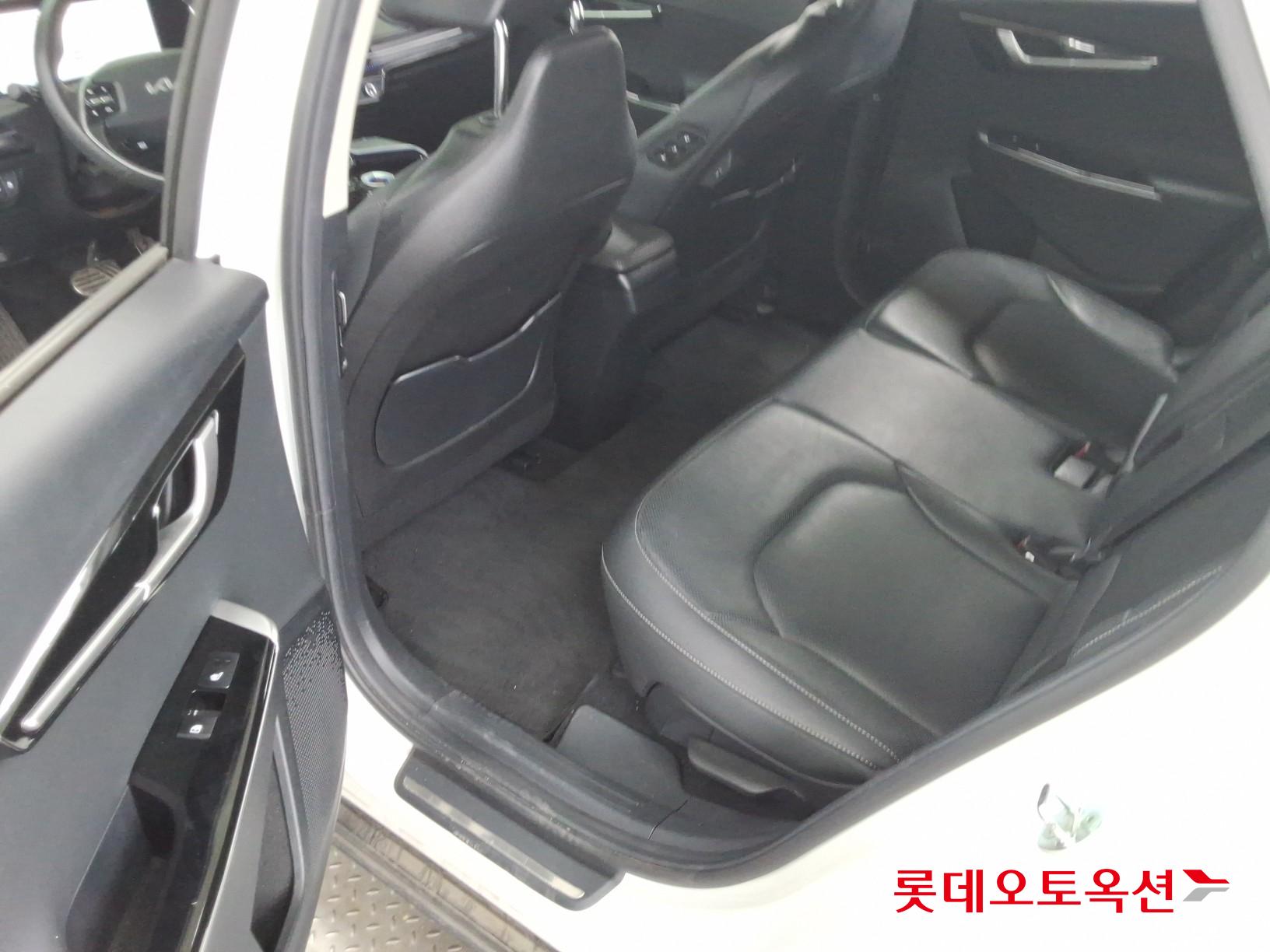 Kia EV6 - 38