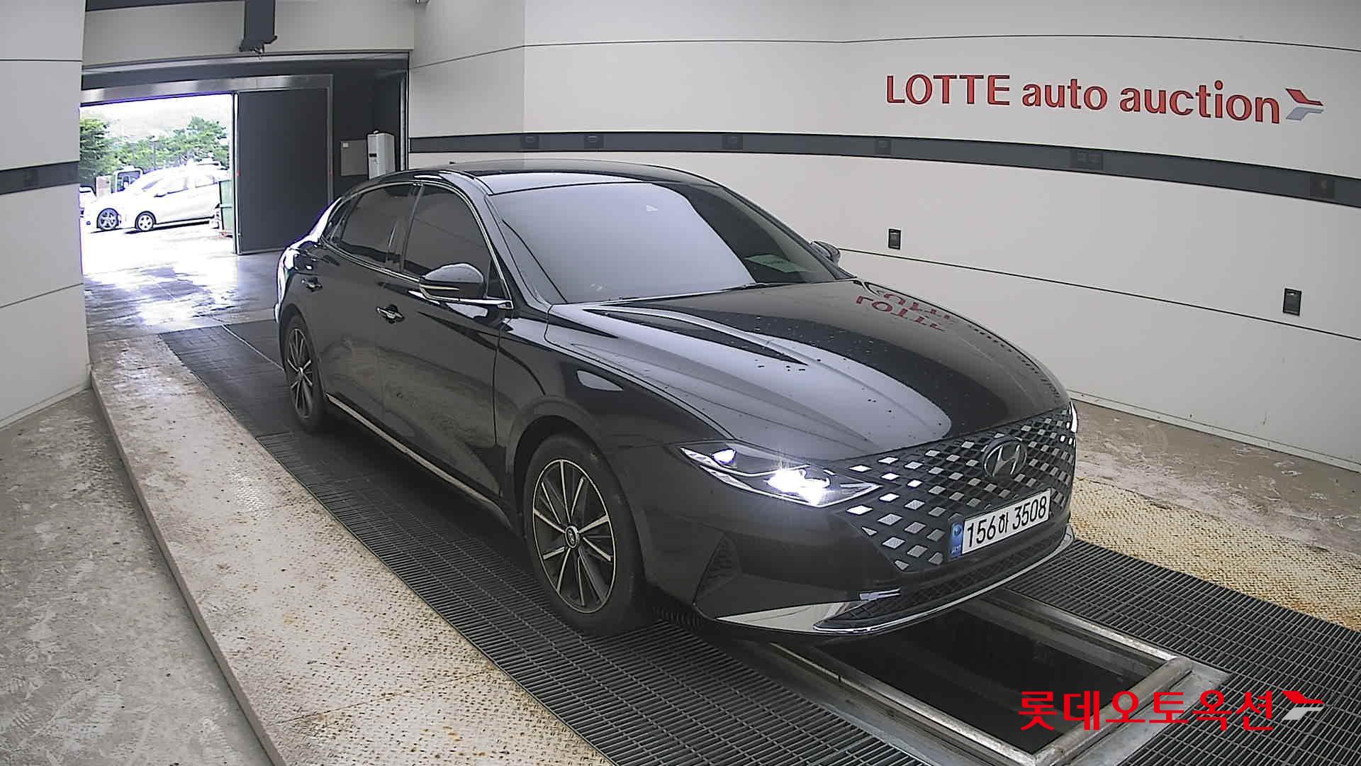 2022 - hyundai grandeur