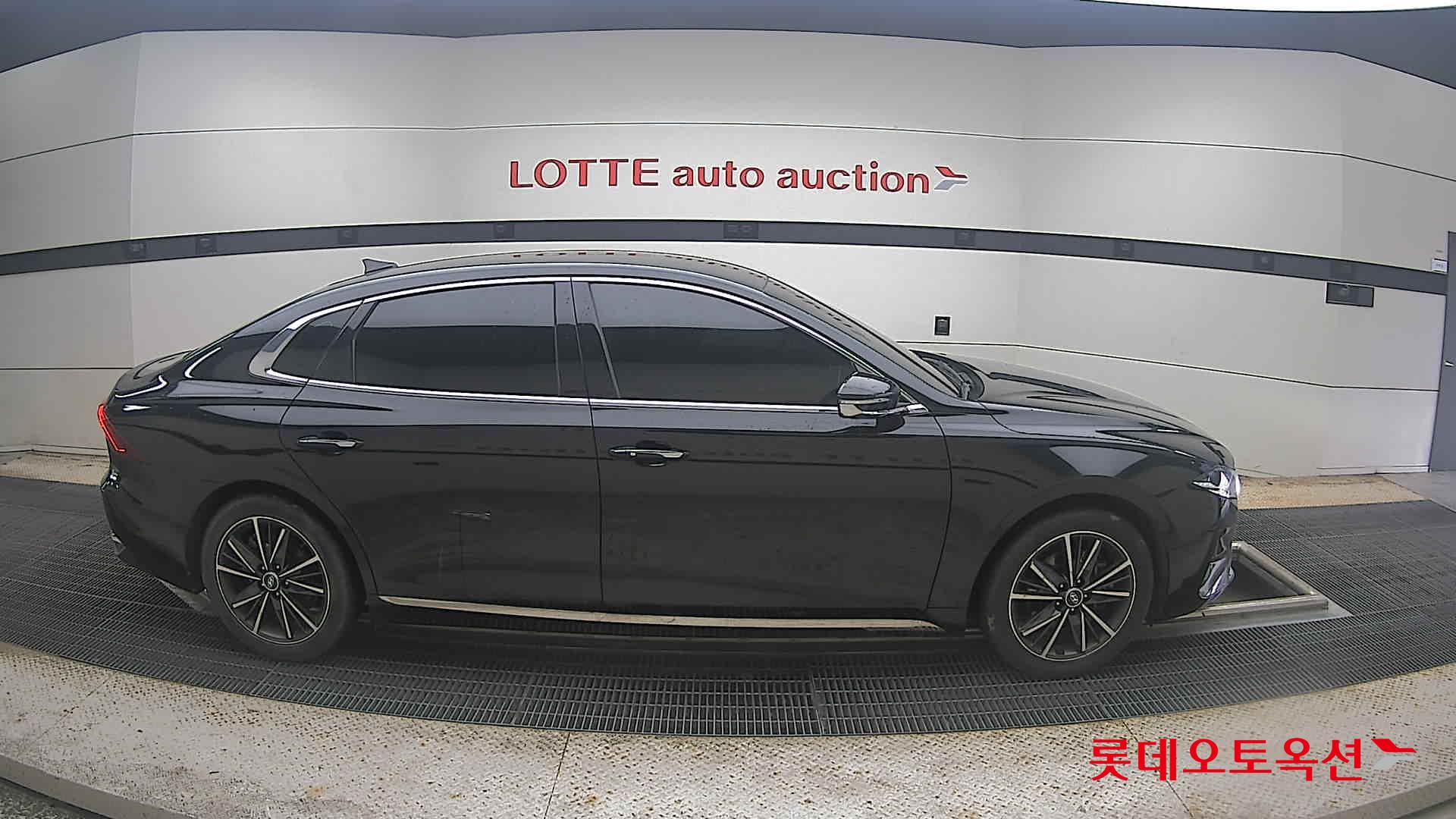 2022 - hyundai grandeur