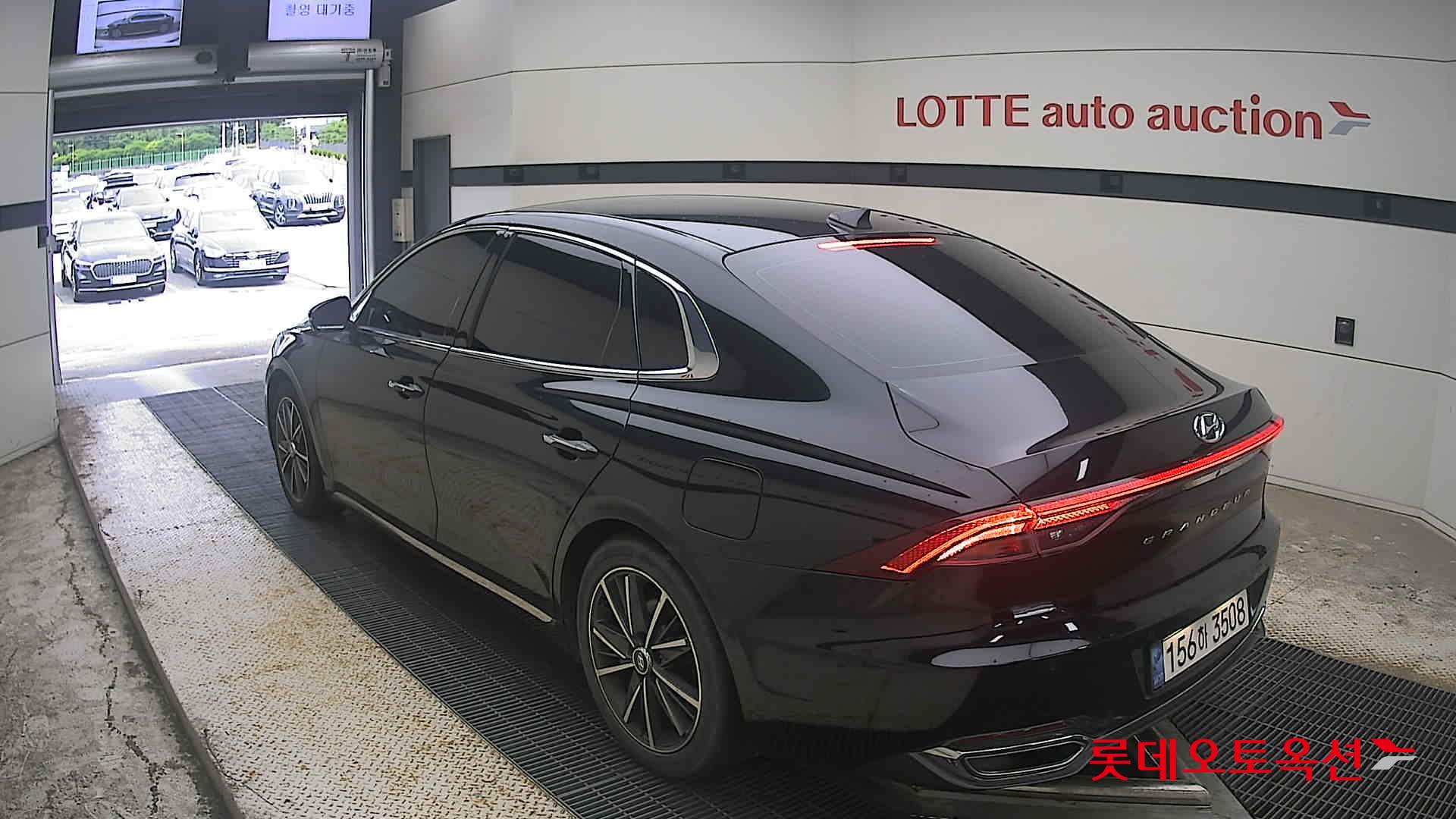 2022 - hyundai grandeur