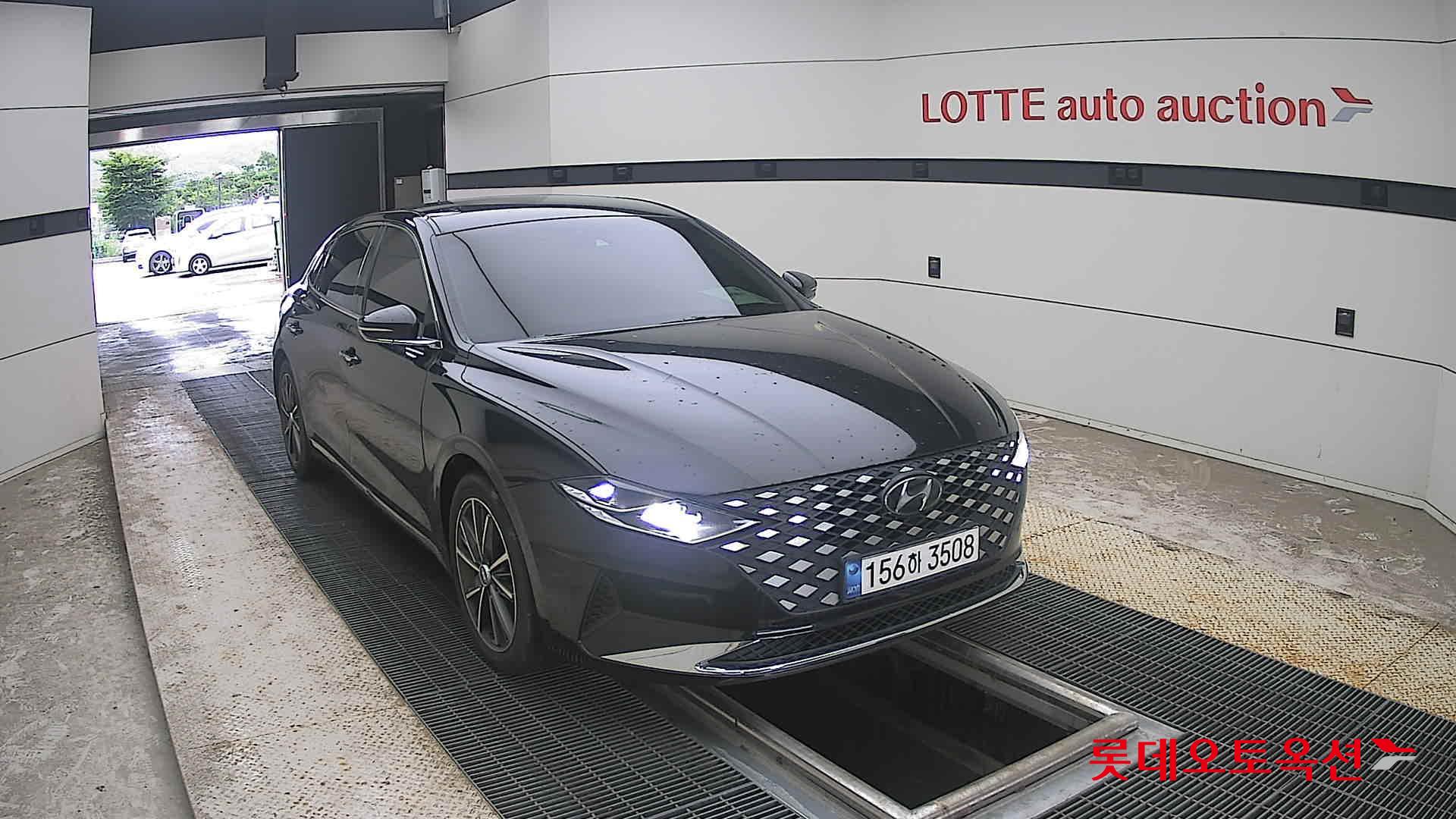 2022 - hyundai grandeur