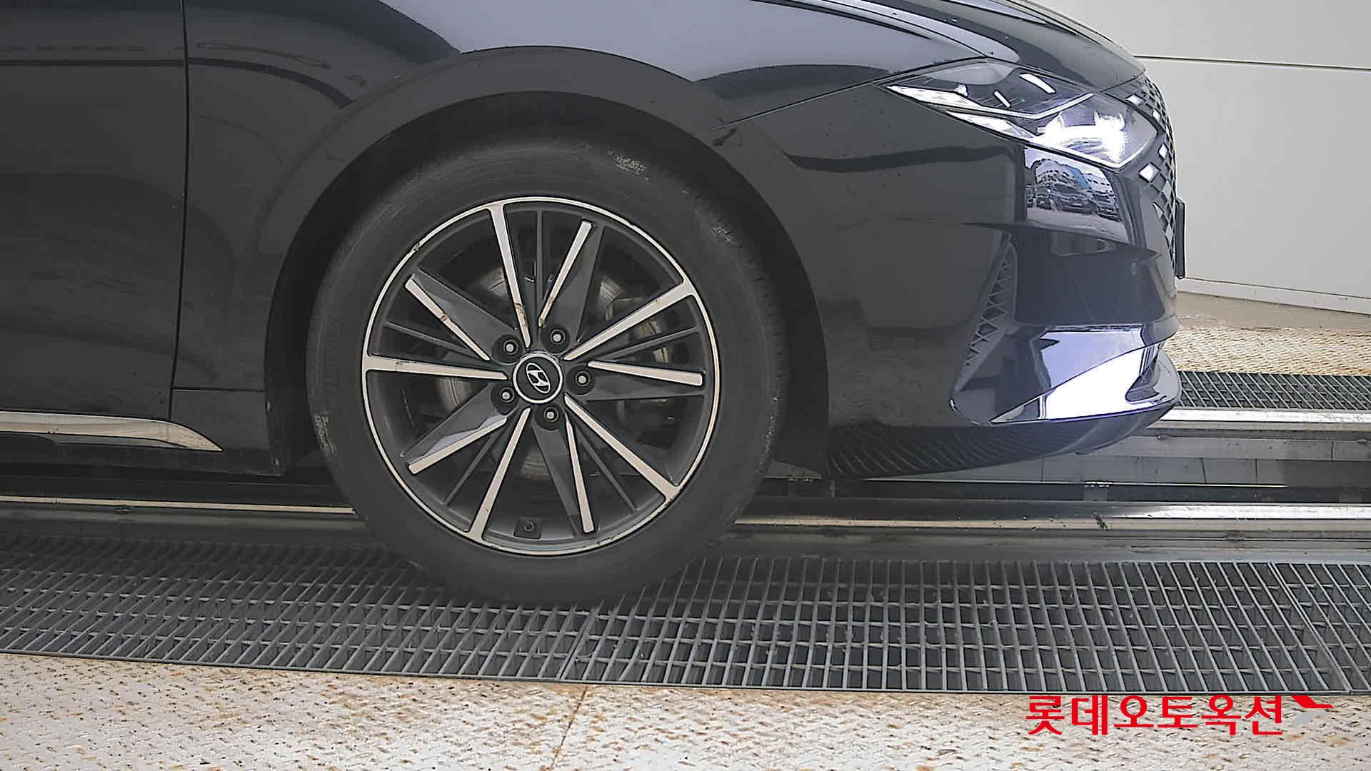 2022 - hyundai grandeur
