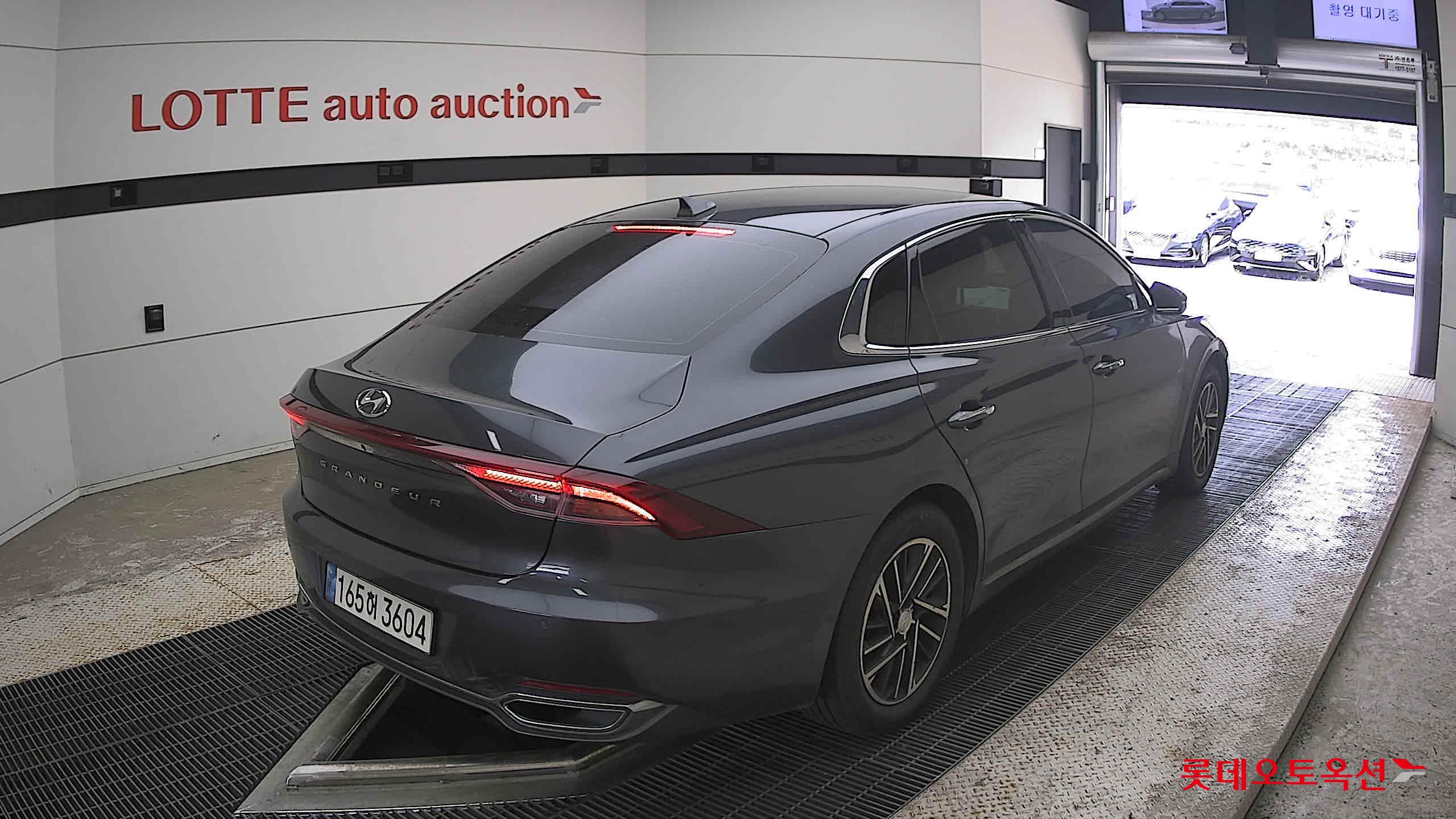2022 - hyundai grandeur