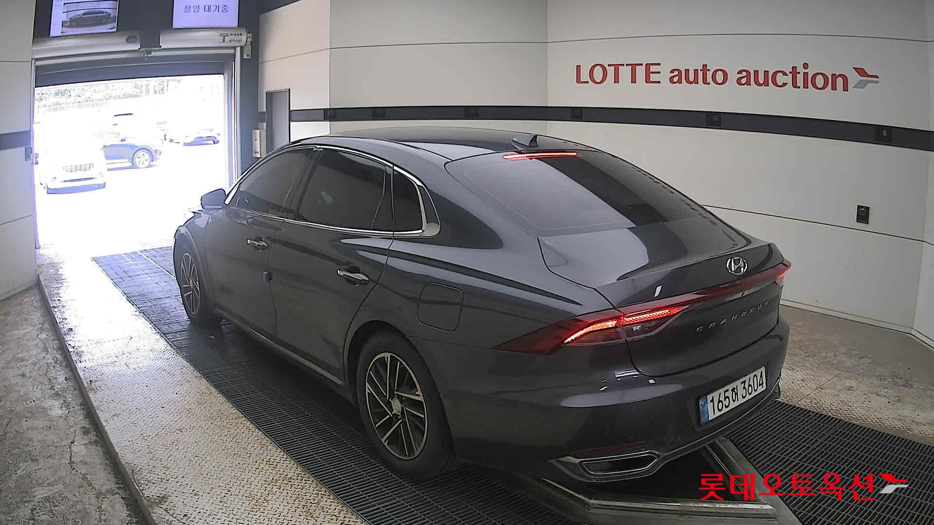 2022 - hyundai grandeur
