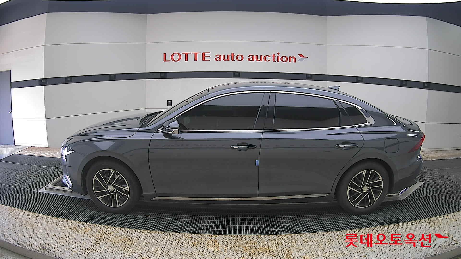 2022 - hyundai grandeur