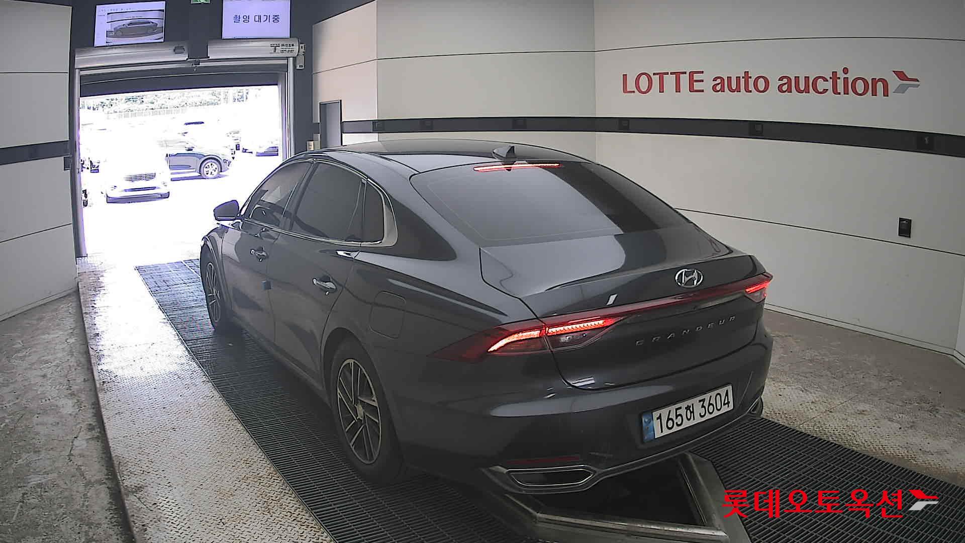 2022 - hyundai grandeur