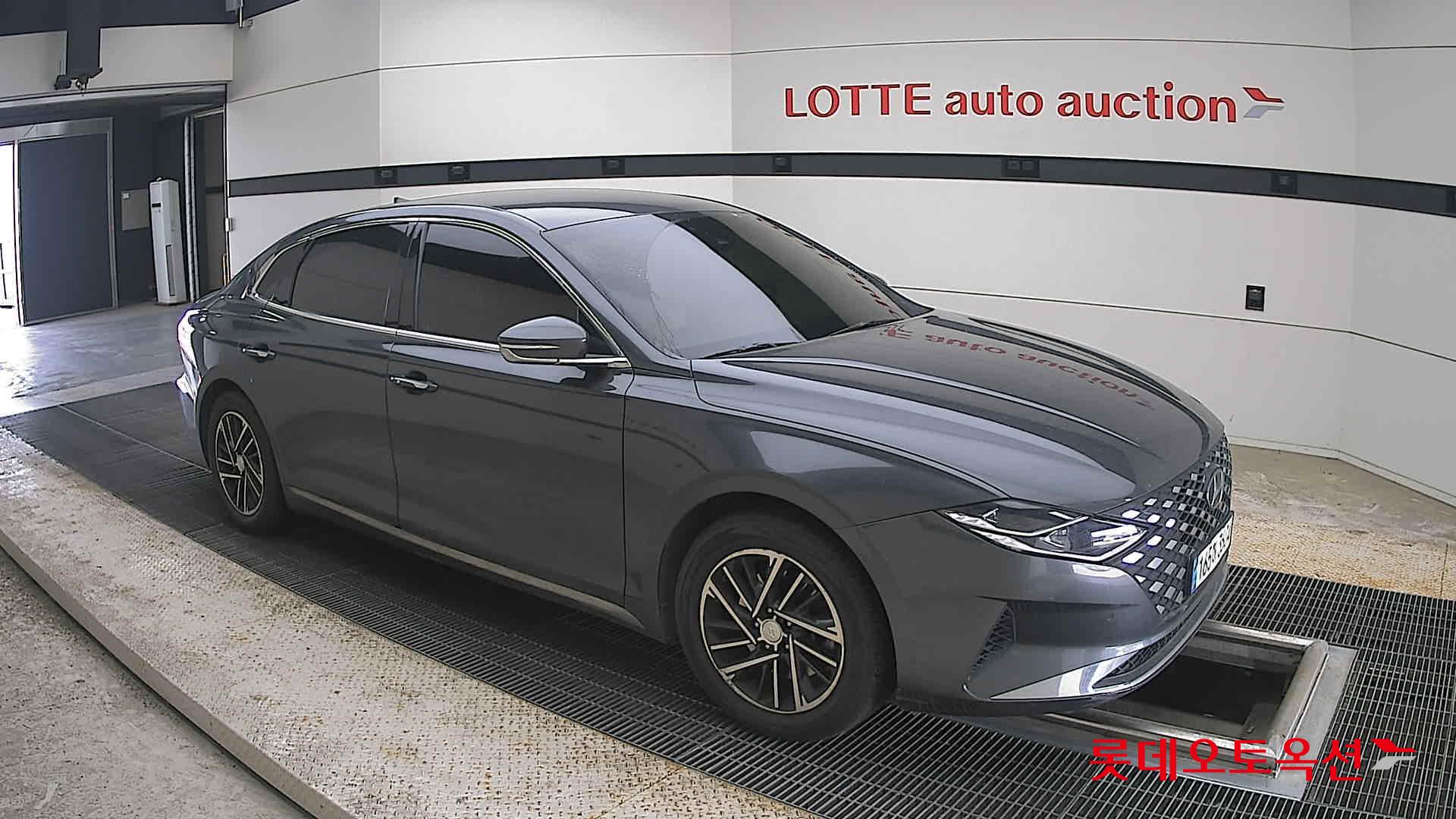 2022 - hyundai grandeur
