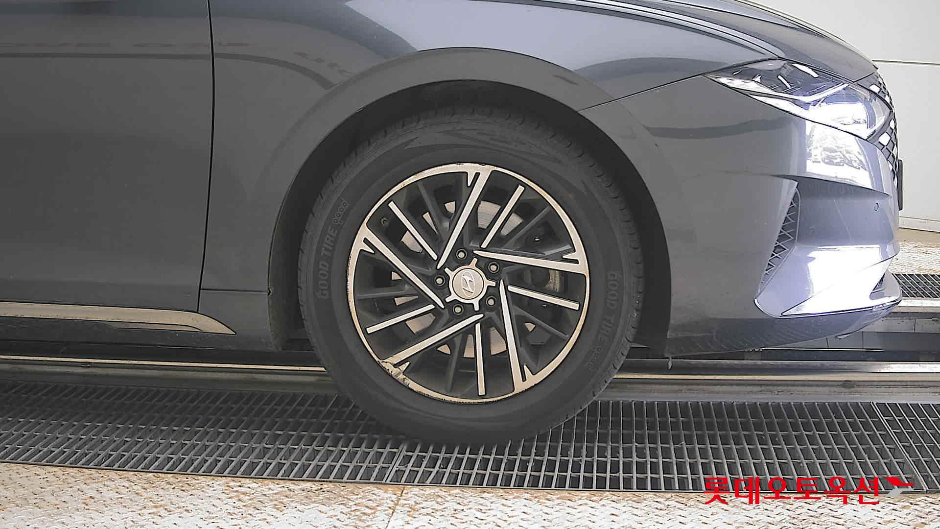 2022 - hyundai grandeur