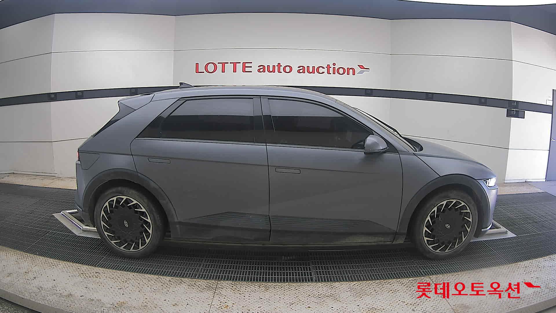 2023 - hyundai ioniq