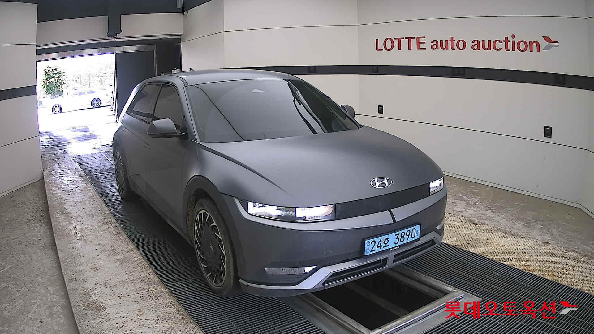 2023 - hyundai ioniq