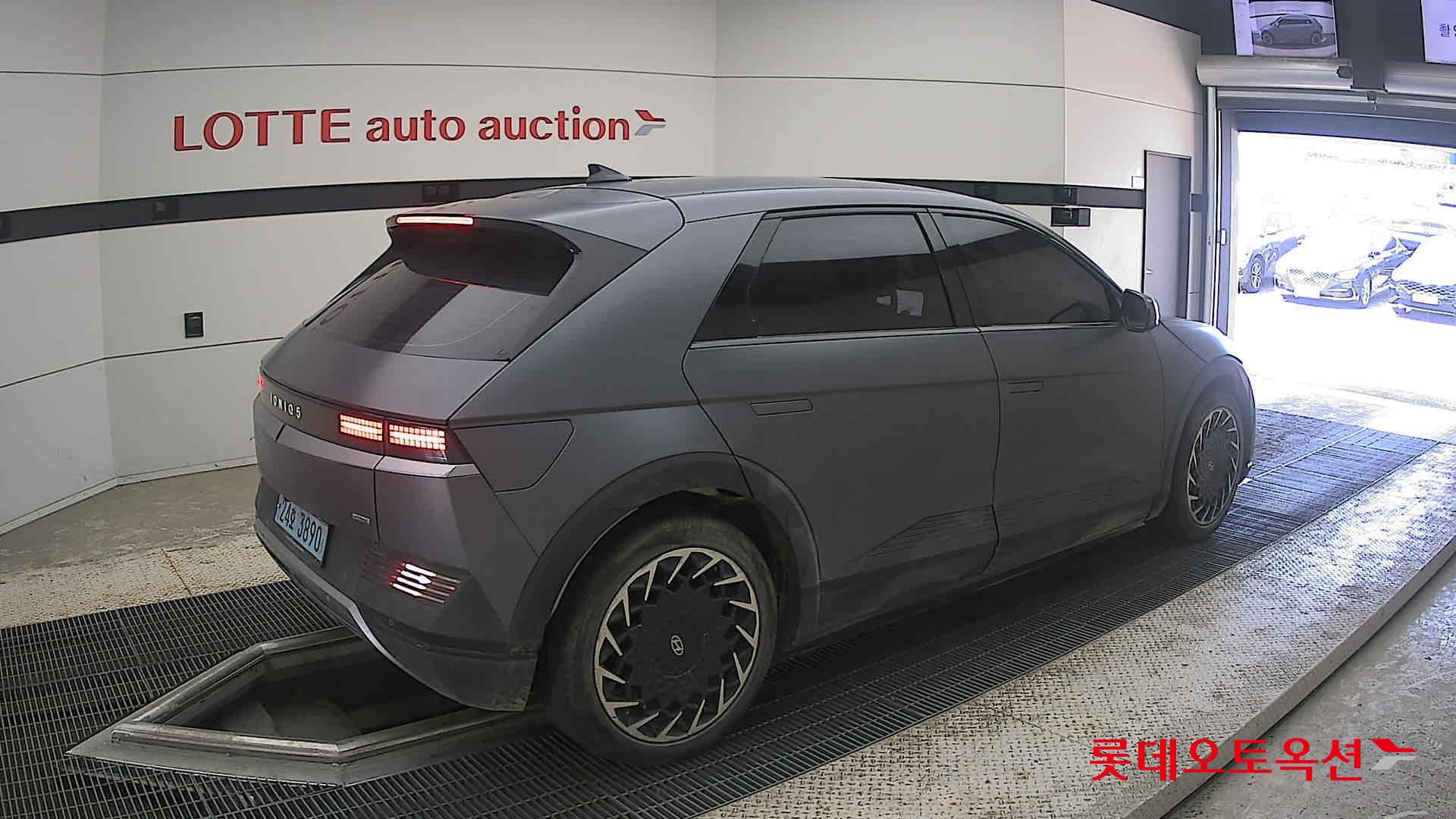 2023 - hyundai ioniq