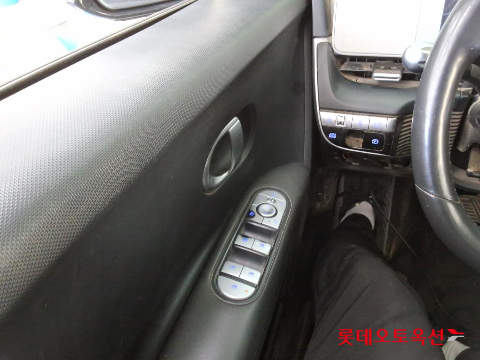 2023 - hyundai ioniq