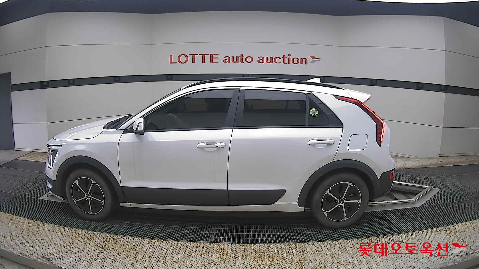 2024 - kia niro